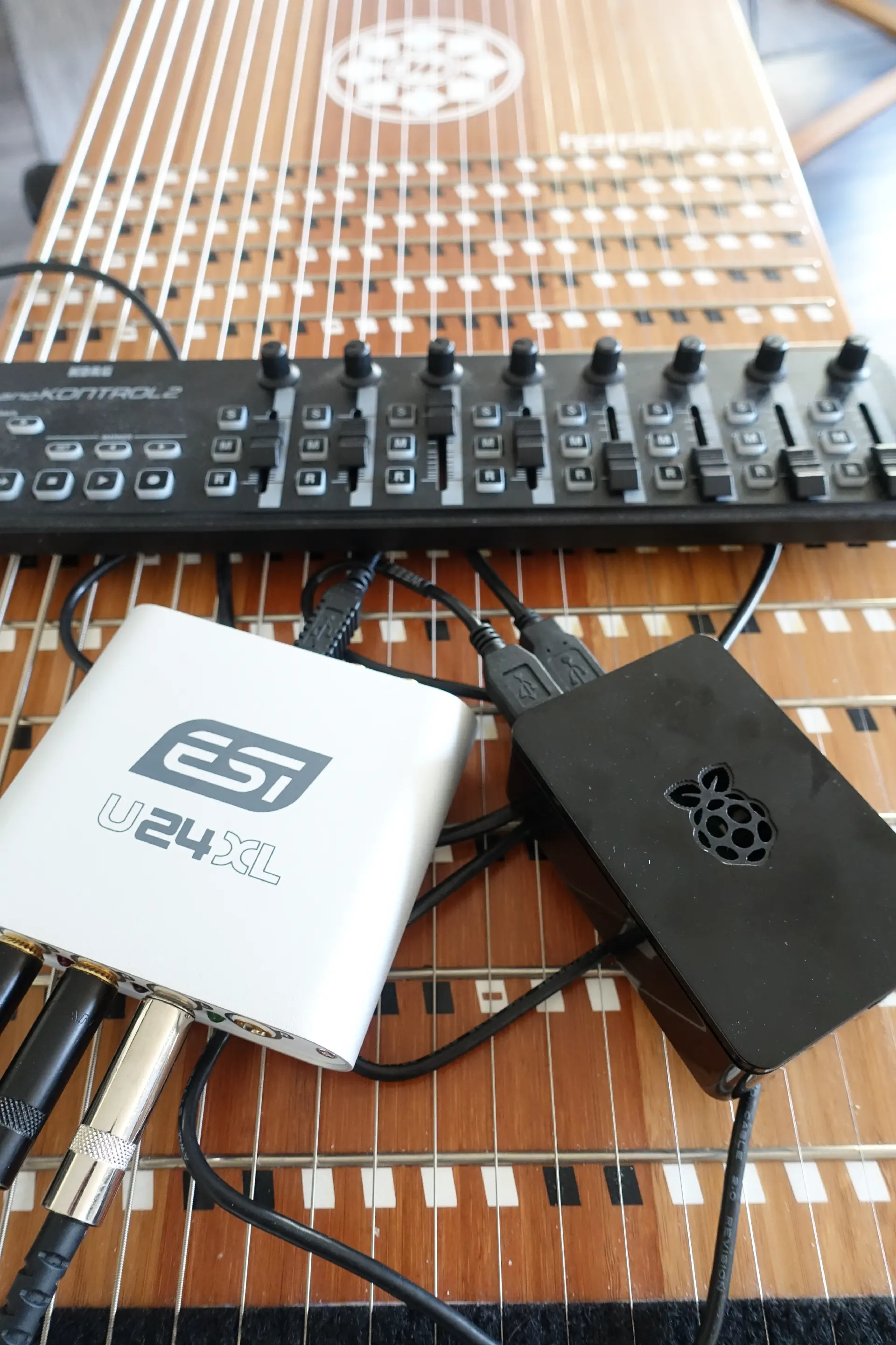 rpi-based fx box